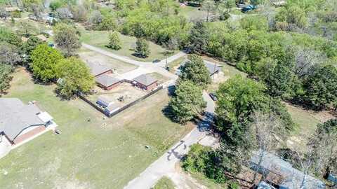 121 Coon Creek Drive, Eufaula, OK 74432