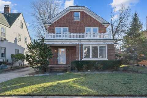 1081 QUENTIN PALCE, WOODMERE, NY 11598