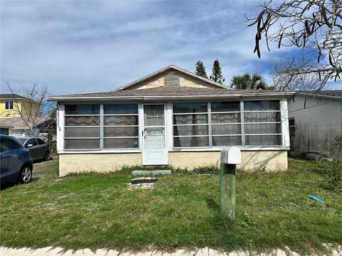 18005 1ST STREET E, REDINGTON SHORES, FL 33708