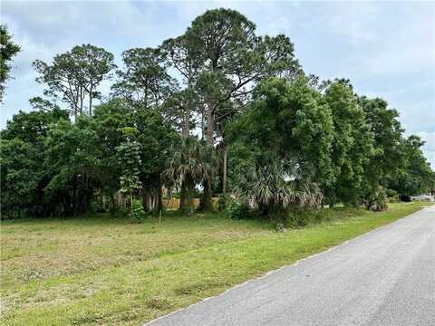 4814 Lakewood Park Drive, Fort Pierce, FL 34951