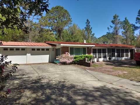 119 Apalachee St, Lanark Village, FL 32323