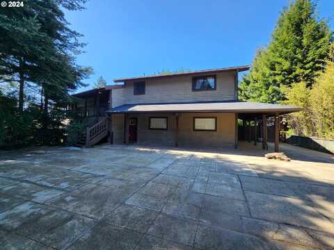 4 VISTA DR, Port Orford, OR 97465