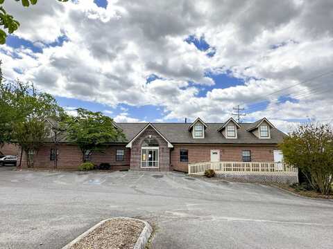 1102 Foxwood Drive, Sevierville, TN 37862