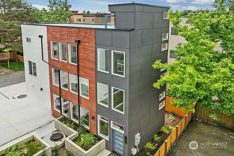 35Th, SEATTLE, WA 98125