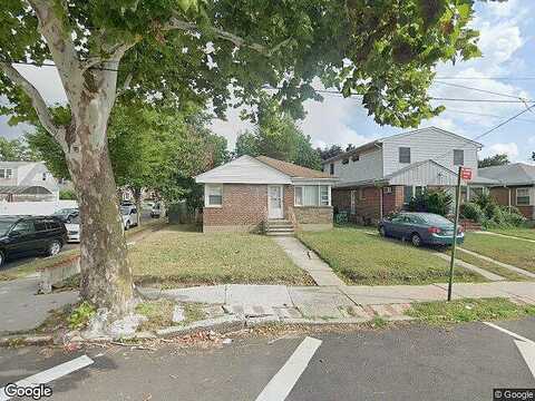 69Th, FRESH MEADOWS, NY 11365