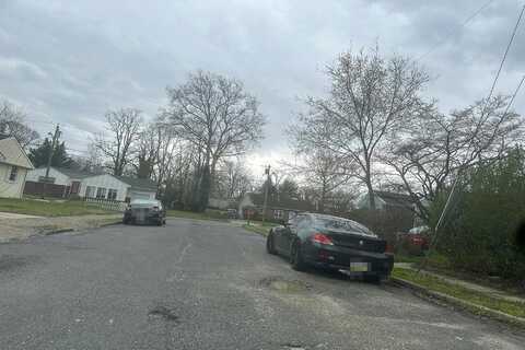 Hilliard T Moore, LAWNSIDE, NJ 08045