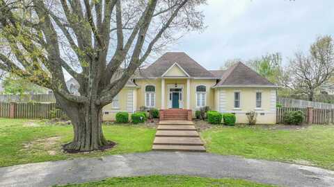 413 Preston Dr, Brownsville, TN 38012