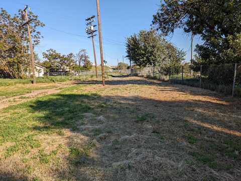 2391 Church Avenue E, Fresno, CA 93706