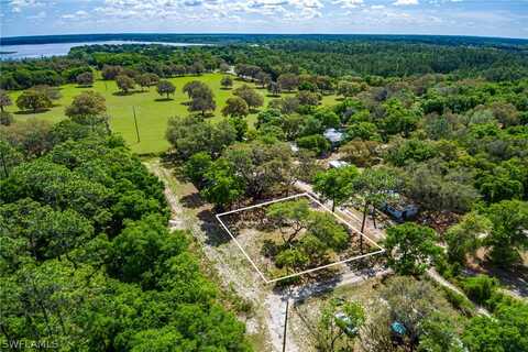 Se 45 Place, OCKLAWAHA, FL 32179