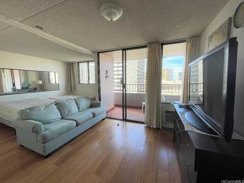 2240 Kuhio Avenue, Honolulu, HI 96815