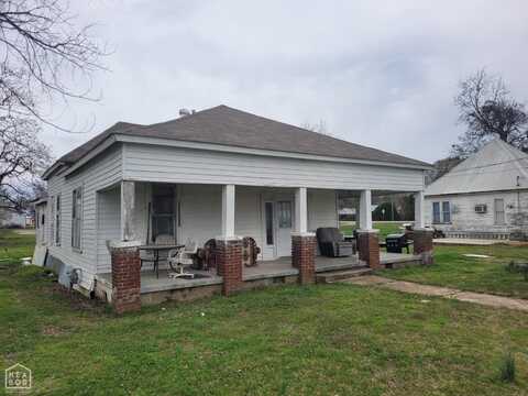 205 SE 2nd Street, Hoxie, AR 72433