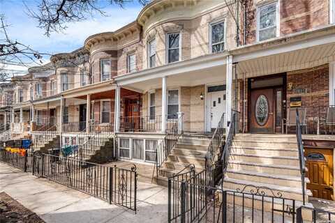 60-25 69th Avenue, Ridgewood, NY 11385