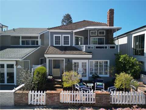 123 E Bay Avenue, Newport Beach, CA 92661