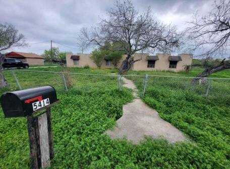 5414 Wagon Trail, Robstown, TX 78380