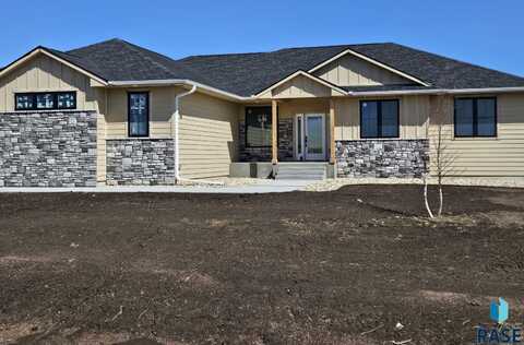 27124 Meadowlark Ct, Harrisburg, SD 57032