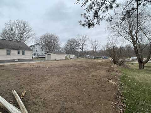 236 W 2nd Street, Reedsburg, WI 53959