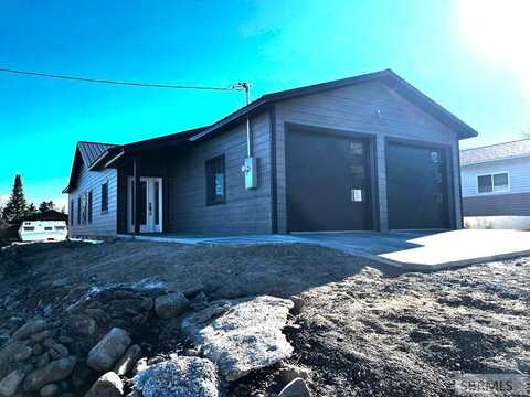 804 Cleveland Avenue, SALMON, ID 83467