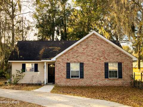 5 Humbolt Circle, Beaufort, SC 29907