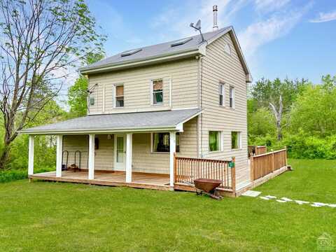 51 Grays Lane, Tannersville, NY 12485