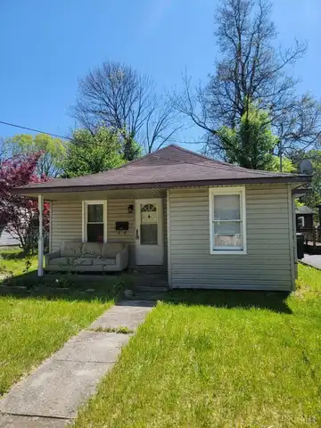 225 Highland Avenue, Blanchester, OH 45107