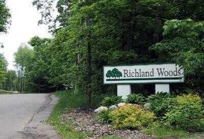 9177 Richland Woods Drive, Richland, MI 49083