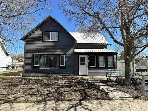 308 Main St, Drake, ND 58736