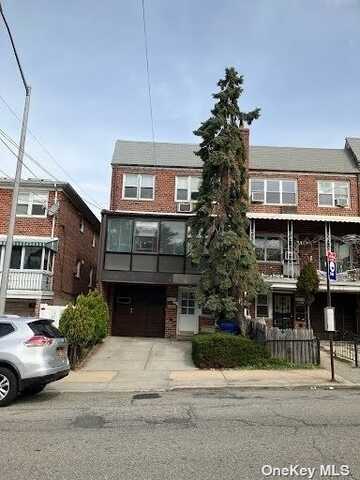 157-11 45 Avenue, Flushing, NY 11355