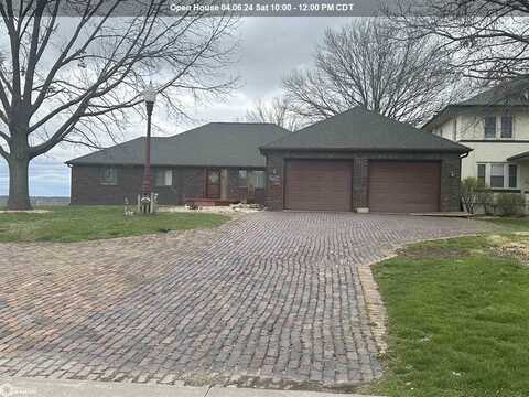 1427 Grand Avenue, Keokuk, IA 52632