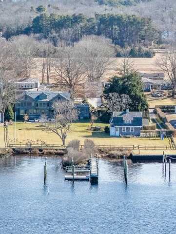 37 Avondale Road, Westerly, RI 02891