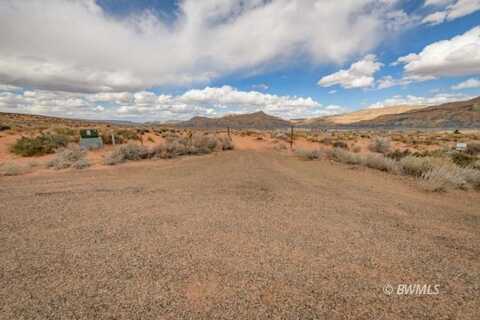 800 S Shelter Cove Dr, Big Water, UT 84741