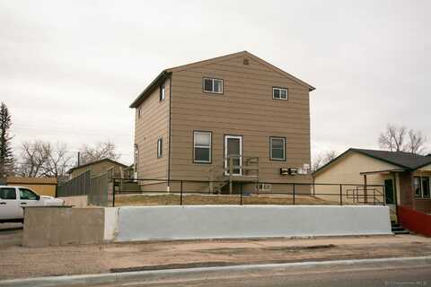 113 W 9TH ST, Cheyenne, WY 82007