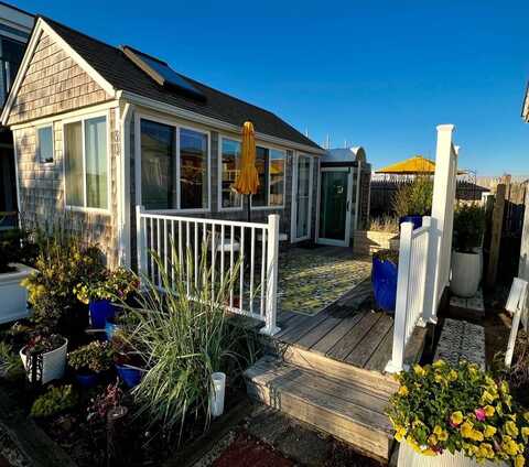 963 Commercial Street, Provincetown, MA 02657