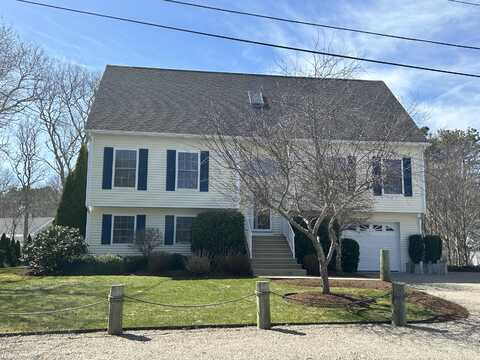 15 Lyndale Road, South Yarmouth, MA 02664