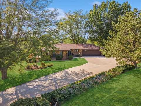 1017 Lakeshore Drive, Osceola, IA 50213