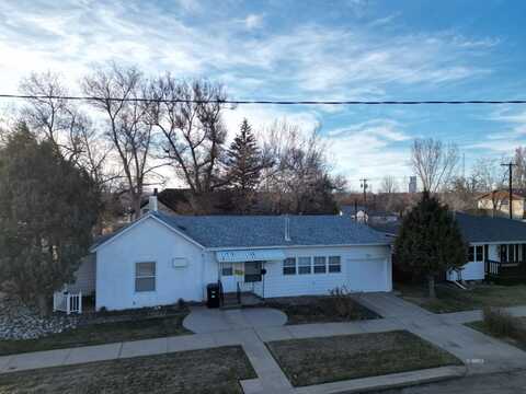 221 East Huges St, Glendive, MT 59330