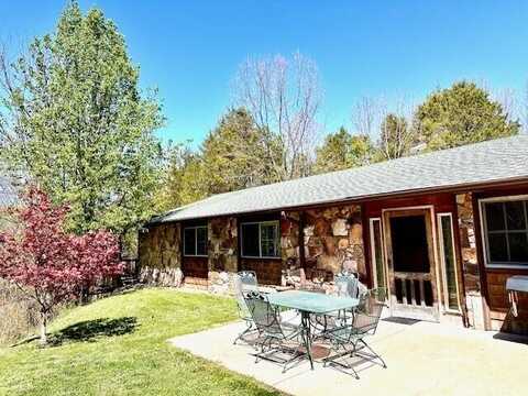 1199 Red Rock Road, Galena, MO 65656