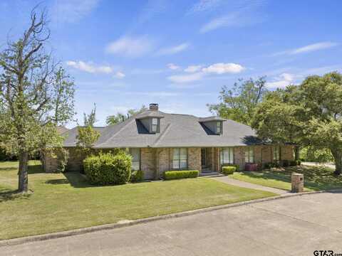 3021 Masters Drive, Mount Pleasant, TX 75455