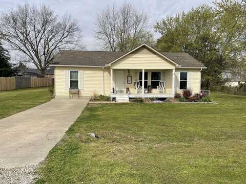 93 BEECH, Halls, TN 38040