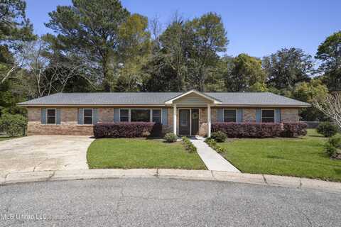 1107 Le Badine Court, Ocean Springs, MS 39564