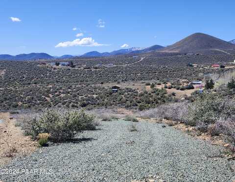 1328 S Dewey Road, Humboldt, AZ 86327