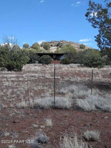 68 Juniperwood Ranch, Ash Fork, AZ 86046