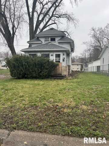 4511 17TH Avenue, Rock Island, IL 61201