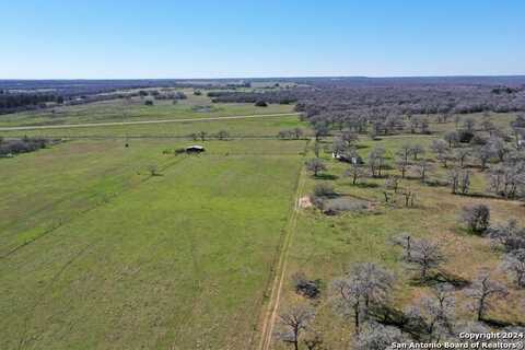 343 BATEY RD, Nixon, TX 78140