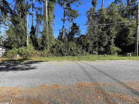 505 Lake Shore Drive, Daphne, AL 36526