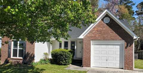 6224 Hedingham Drive, Hope Mills, NC 28348