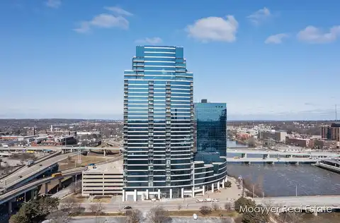 335 Bridge Street NW, Grand Rapids, MI 49504