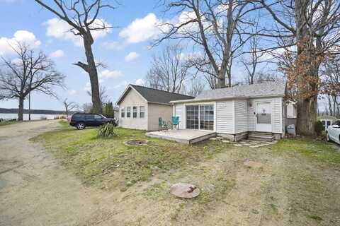 374 Ready Lane, Munith, MI 49259