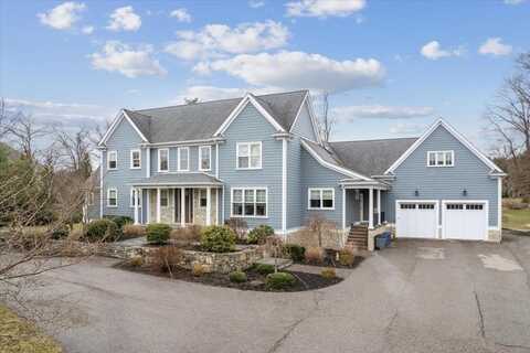 545 Fisher St, Walpole, MA 02081