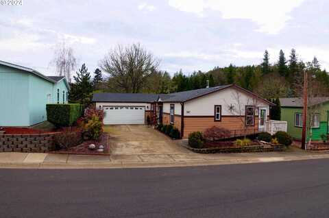 381 KNOLL TERRACE DR, Canyonville, OR 97417