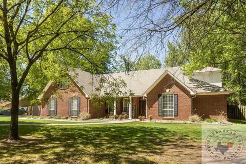 2 Summer Lane, Texarkana, TX 75503